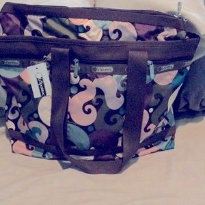 Final sale price❗️NWT LeSportsac large zip tote bag